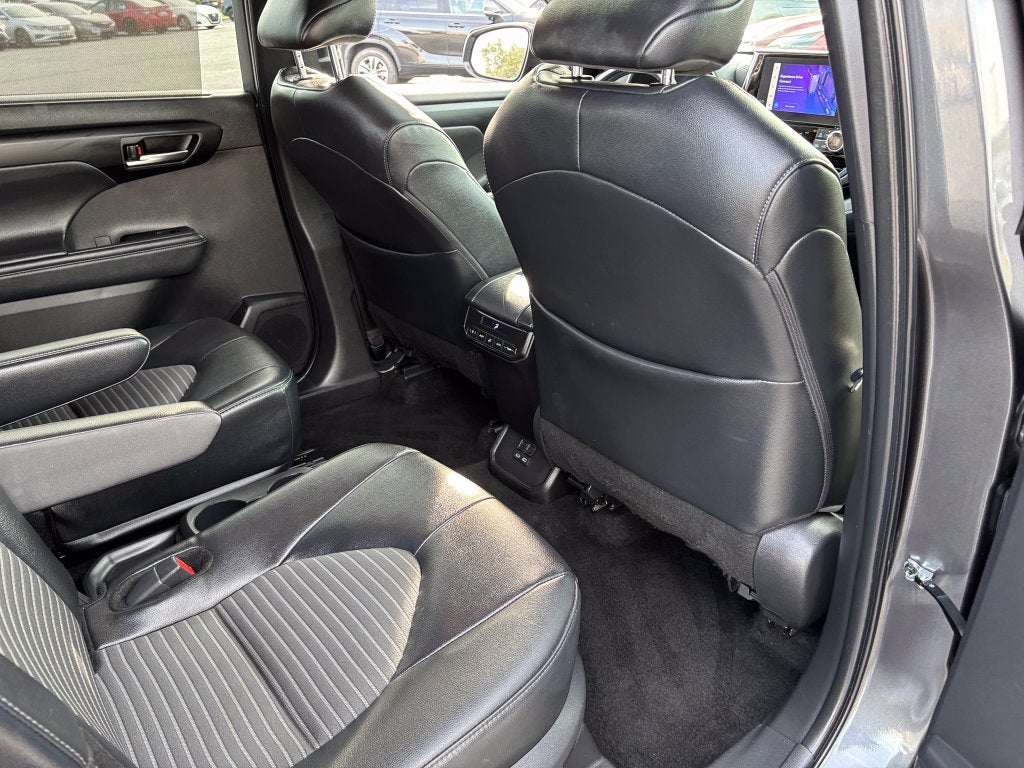 2025 Toyota Highlander XSE