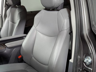 2024 Toyota Sienna XLE 8 Passenger