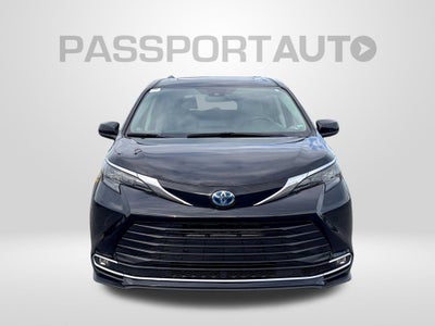 2024 Toyota Sienna XLE 8 Passenger