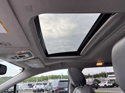 2024 Toyota Sienna XLE 8 Passenger