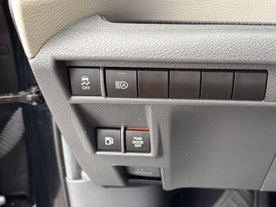 2024 Toyota Sienna XLE 8 Passenger