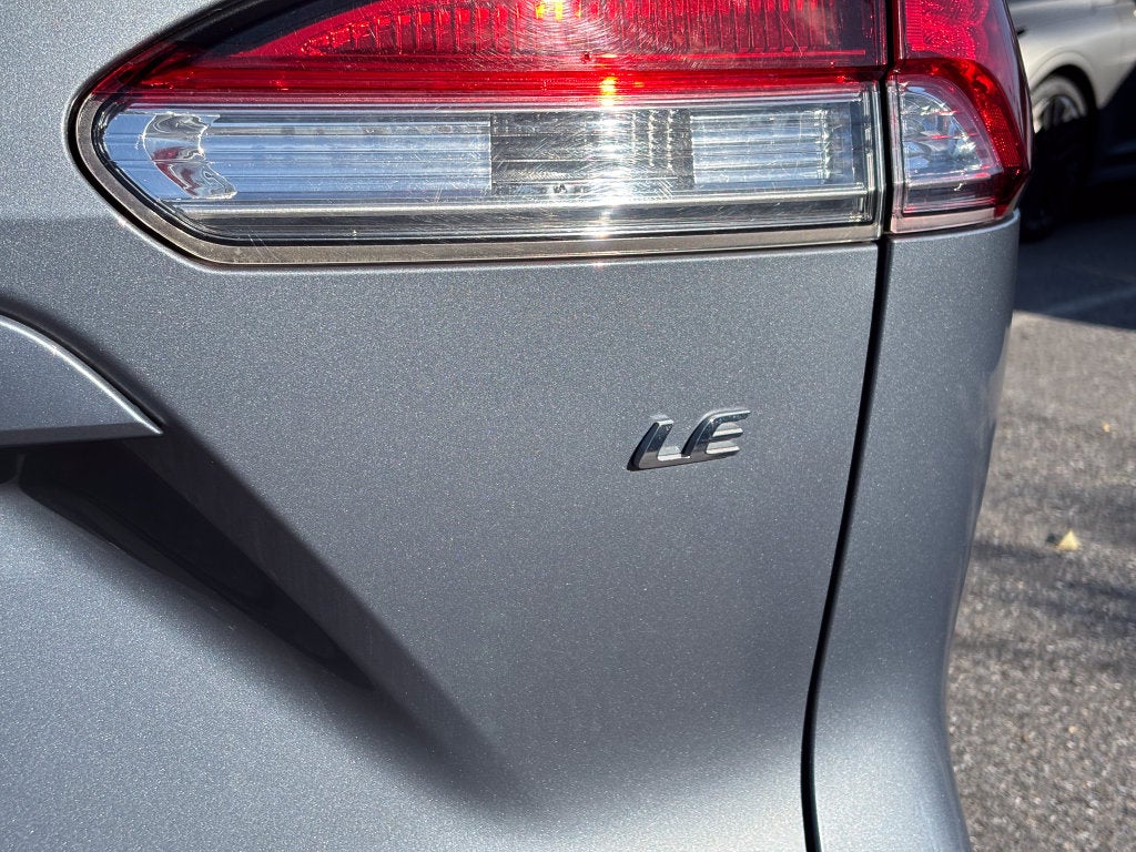 2022 Toyota Corolla Cross LE