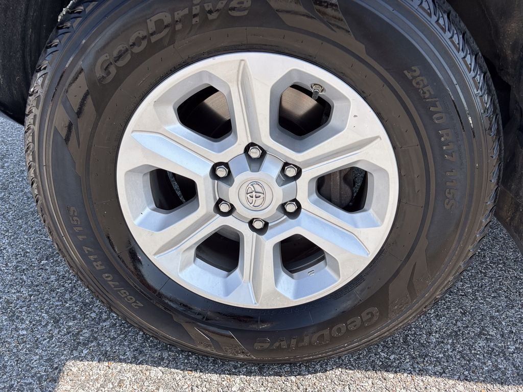 2021 Toyota 4Runner SR5