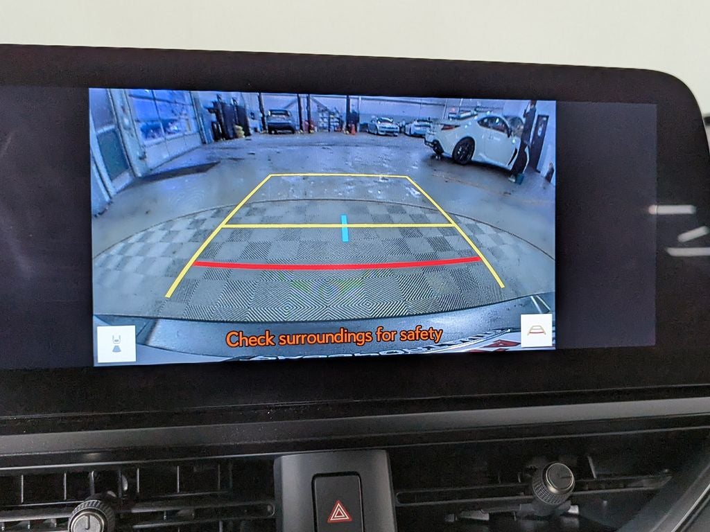 2023 Lexus UX 250h Premium