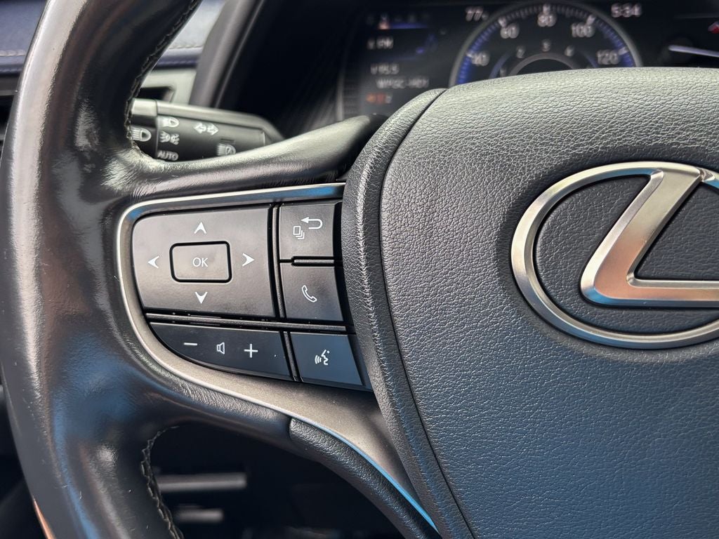 2019 Lexus UX 200 Base