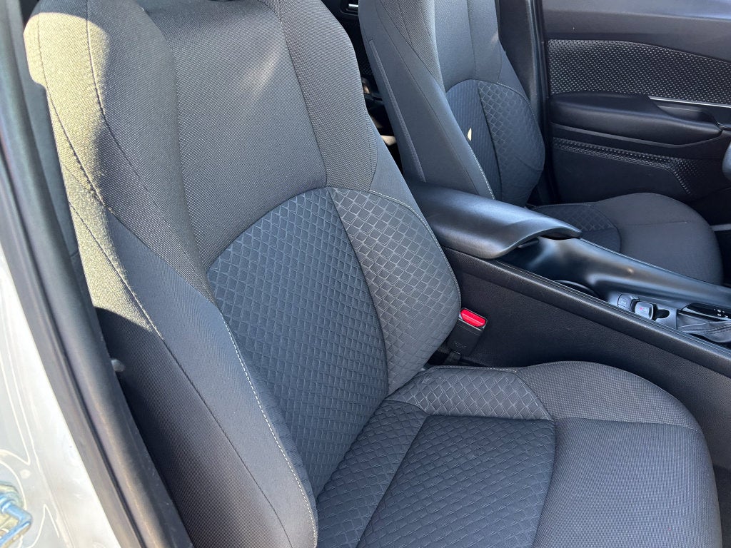 2021 Toyota C-HR LE