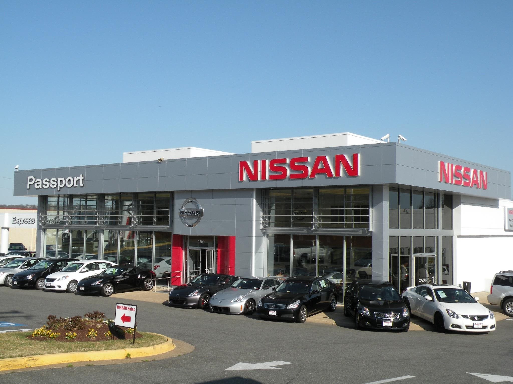 Nissan car dealerships near me